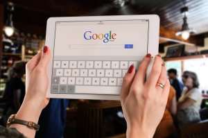 Reuters: Google îşi modifică politica de spam în Uniunea Europeană pentru a evita o amendă antitrust